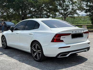 Volvo S60 T8 R-DESIGN 2.0L (A) CAR KING!!!