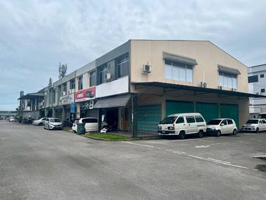 Freehold Well Maintain Double Storey Corner Shoplot Tabuan Laru