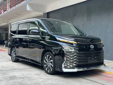 K km 4CAM 2 Power Doors Toyota VOXY 2.0 SZ
