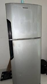 refrigerator fridge