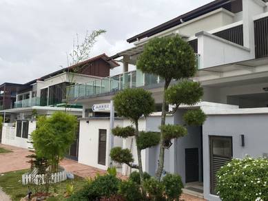45OOsft!!🔥| Double Storey Semi-D@ Qaseh, Bandar Kinrara| FREEHOLD!🔥