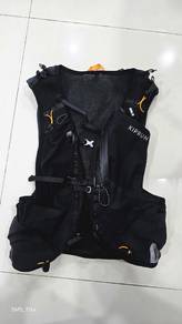 Decathlon Kiprun Trail Running Bag 10L & 1L Water