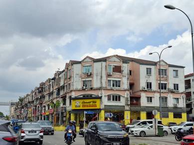 Klang Bukit Tinggi 1 ground floor shop for rent