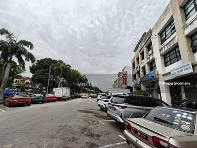 3-Storey Shop Lot, Freehold @ Taman Desa Cemerlang, Ulu Tiram, Johor