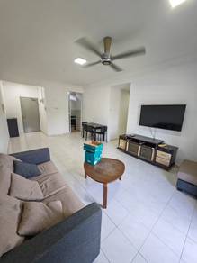 Impian Senibong Ready unit with furnishings 