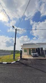 Below RM400k Corner Lot Single Storey Terrace @ Taman Puterimas,Kluang