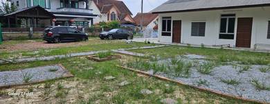 bungalow land with house for rental at kasturi height Nilai