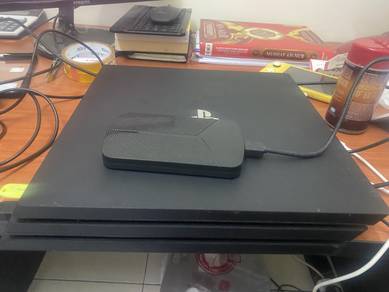 ps4 pro jailbreak v6.72 1tb + external drive