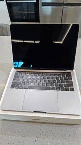 macbook pro 256gb