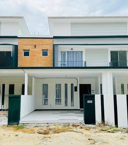 Perumahan baru 2 Tingkat di Simpang FREEHOLD