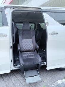 Toyota ALPHARD 2.5 S WELCAB (A)