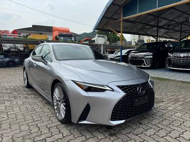 Lexus IS300 2.0 VERSION L (A) 5A JAPAN UNREG