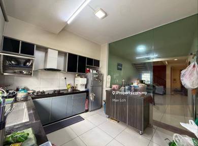 2 Storey Terrace with Roof Top Balcony & 4+1 Bedrooms @ Skudai