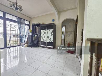 Johor Jaya, Double Storey Semi D Corner, Facing North West @ JB