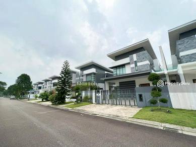 Double Storey Semi Detached, Partially Furnished House @ Gelang Patah
