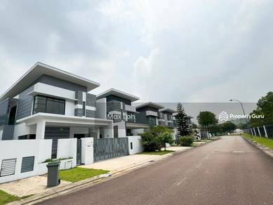 Double Storey Semi Detached, Partially Furnished House @ Gelang Patah