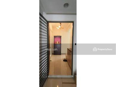 Palazio Serviced Apartment @ Mount Austin With 3 Bedrooms 2 Bathrooms