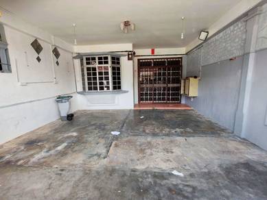 Kelapa Sawit Taman Wawasan Single Storey House Full Loan For Sale