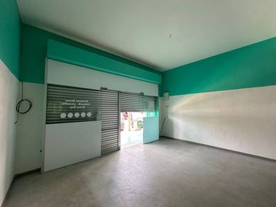 Hot Area Ground Floor Shoplot Cheng Jalan Inang 1