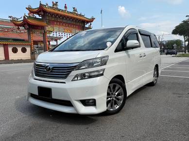 Toyota VELLFIRE 2.4 Z PLATINUM SELECTION (A)
