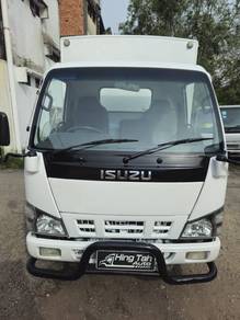 Isuzu NKR55 2.8 Turbo EnjinHijau Box Kotak Bonded