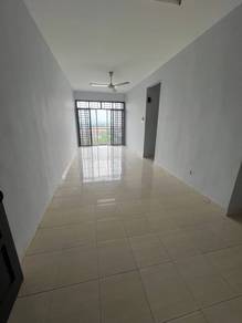 [FULL LOAN] Kipark Tampoi Indah, 3bedroom, Near Larkin, Town Area