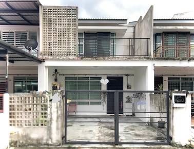 Tmn Scientex Senai Double Storey 4B 3BR Freehold 