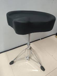 New Saddle drum throne