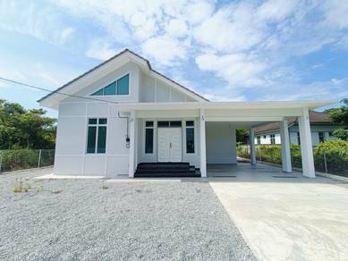 Banglo moden di kg perol, kota bharu