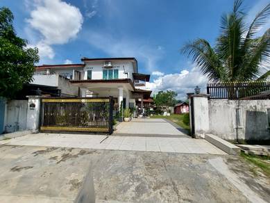[HUGE LAND] CORNER 2 Storey SEKSYEN 4 Bandar Rinching Semenyih
