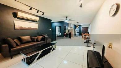 Renovated & Fully Furnished Unit 3 Rooms @ KSL Residences, Taman Daya