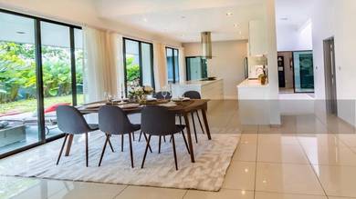2 Storey Cluster House @ Horizon Hills, The Green With Pool House