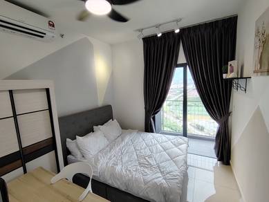 Fully Furnished Room ,Ready Move In, Free Shuttle to MRT