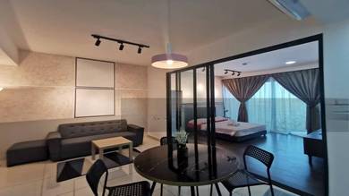 Fully Furnished High Floor Unit With 1 Bedroom And Bathroom @ Almas