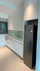 Fully Furnished Unit With 3 Bedrooms 2 Bathrooms @Iskandar Condominium