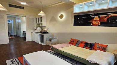 Fully Furnished Unit Middle Floor With 1 Bedroom @ Amansari Residences