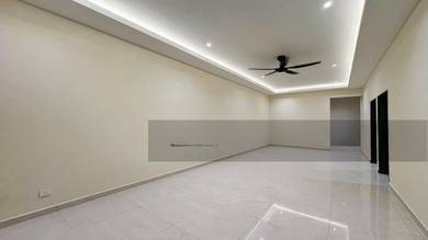 Fully Renovated Single Storey Terraced House, Freehold @ Taman Perling