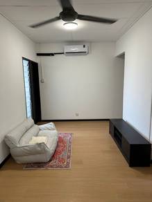 Fully Furnished Pangsapuri Cempaka Bandar Bukit Puchong, Pulau Meranti