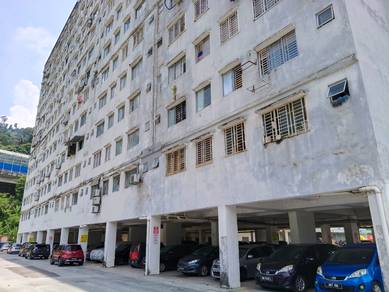 Rumah Pangsa Saga (Saga Suria), Ampang