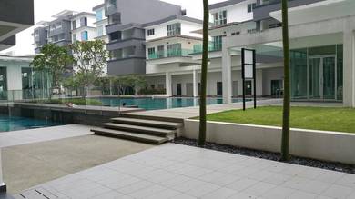 Tiara Parkhomes Condominium newly paint like new