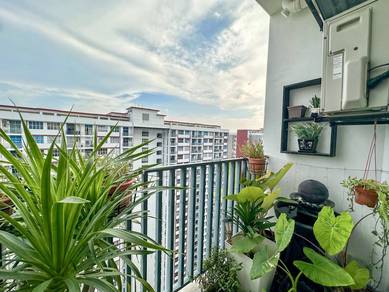 PR1MA Lakefront Homes Cyberjaya Partially Furnished Top Floor 2CP