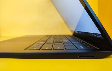 HOT SALE🔥 Get Surface Laptop 3 13" 16/512/i7 Now!