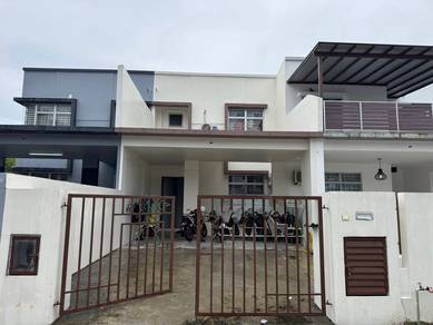 Bukit Indah @ 2 Storey Terrace (20x70) 7 Bed Gated N Guarded