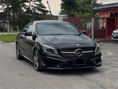 Mercedes Benz CLA180 1.6 AMG  (A)