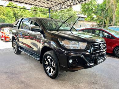 Toyota HILUX D/C 2.4 L-EDITION (A) 4WD