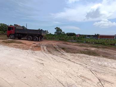 Non bumi. Lot banglo di sungai udang Melaka