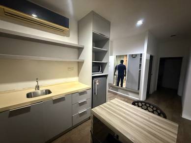 [HOT!] The Place 3R1B F/F near Sky Park and LKW