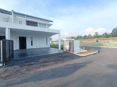NEAR HIGHWAY CORNER LOT Double Storey for Rent, Emilia Nilai Impian