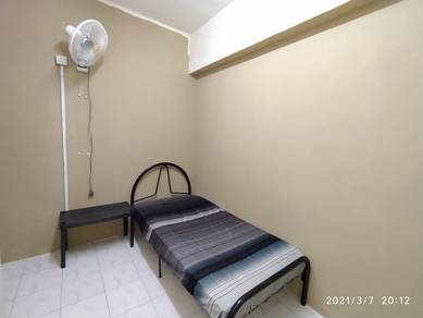 WIFI Bedroom@service apt, Ampang. Easy access to highway, 19 min KLCC.