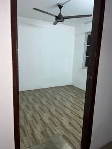 Flat PKNS seksyen 19 Shah Alam located at strategic location